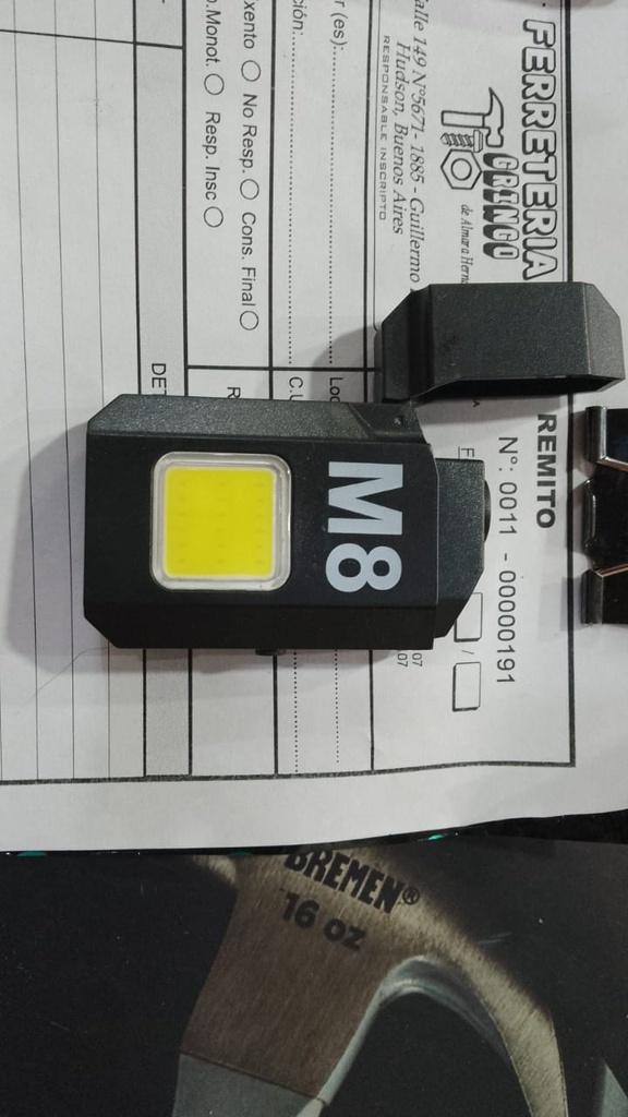 encendedor LINTERNA M8 N