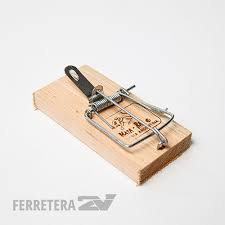 trampera de madera para laucha N